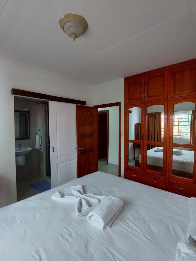 Beau Vallon Villa Self Catering With Pool Eksteriør billede