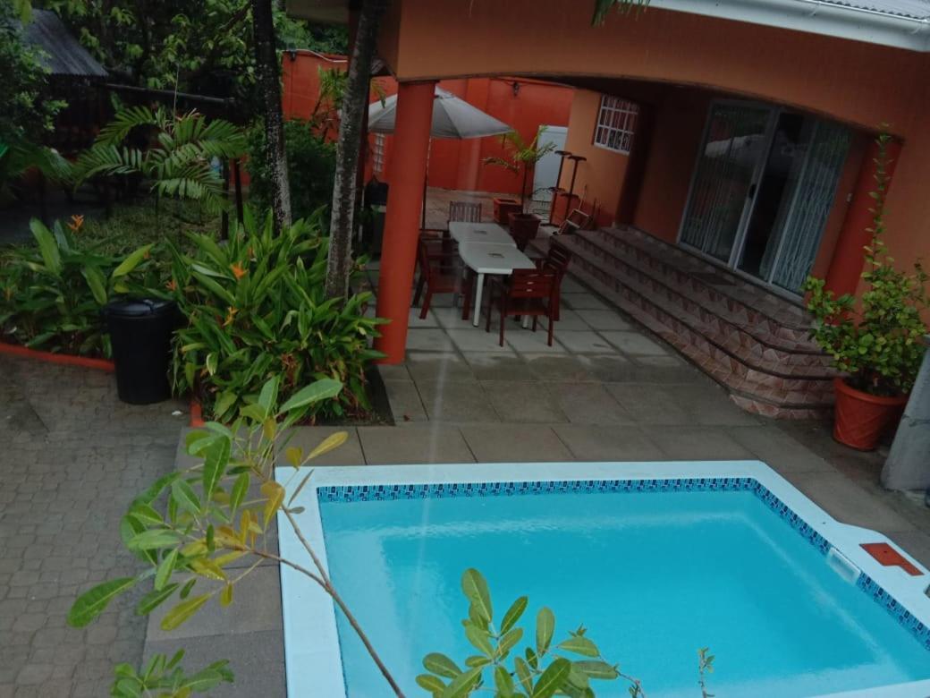 Beau Vallon Villa Self Catering With Pool Eksteriør billede